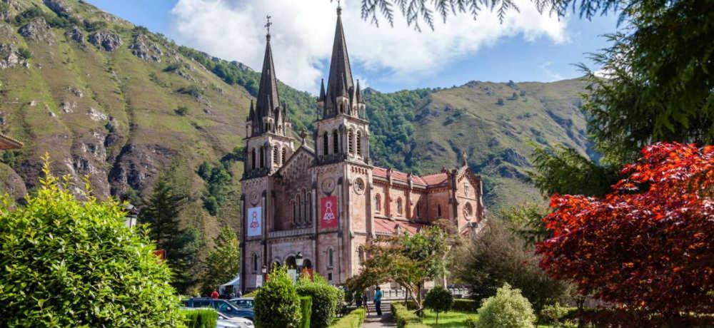 Apartamentos Rurales La Caviana Cangas de Onís Exterior foto