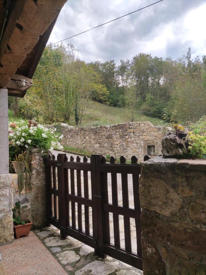 Apartamentos Rurales La Caviana Cangas de Onís Exterior foto