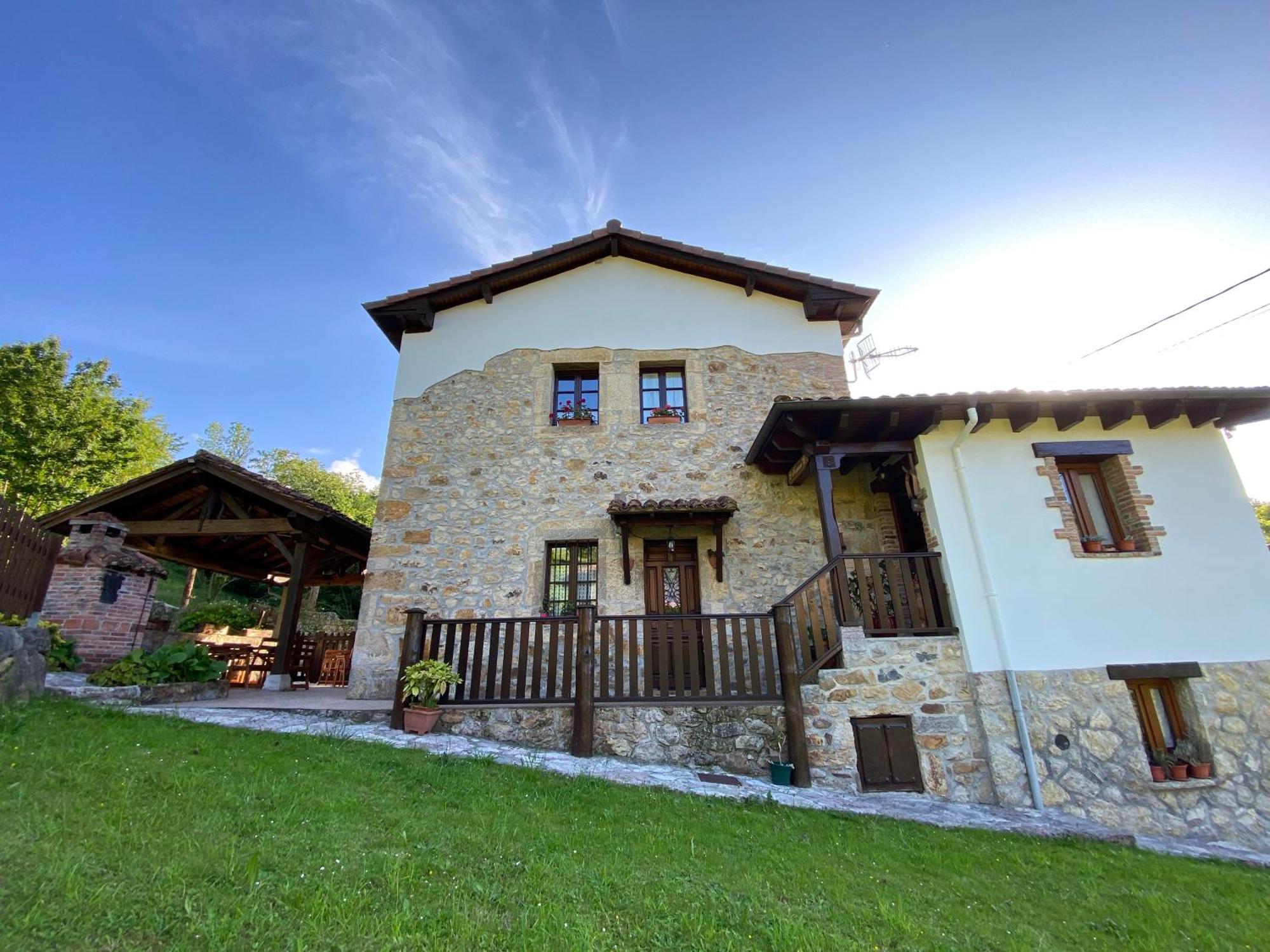 Apartamentos Rurales La Caviana Cangas de Onís Exterior foto