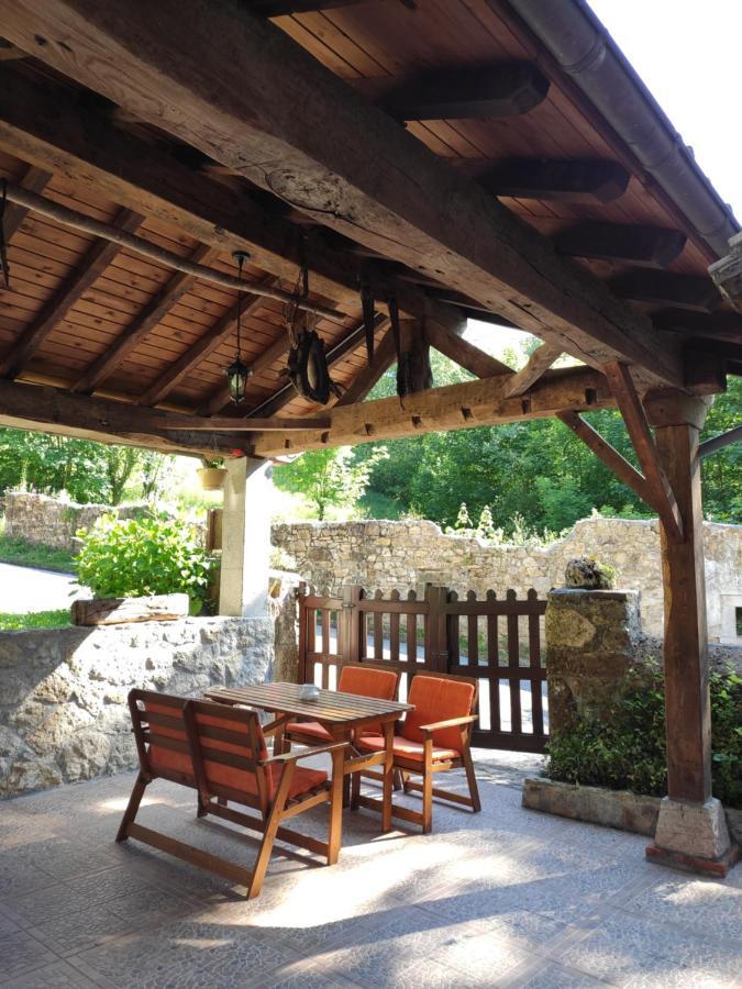 Apartamentos Rurales La Caviana Cangas de Onís Exterior foto